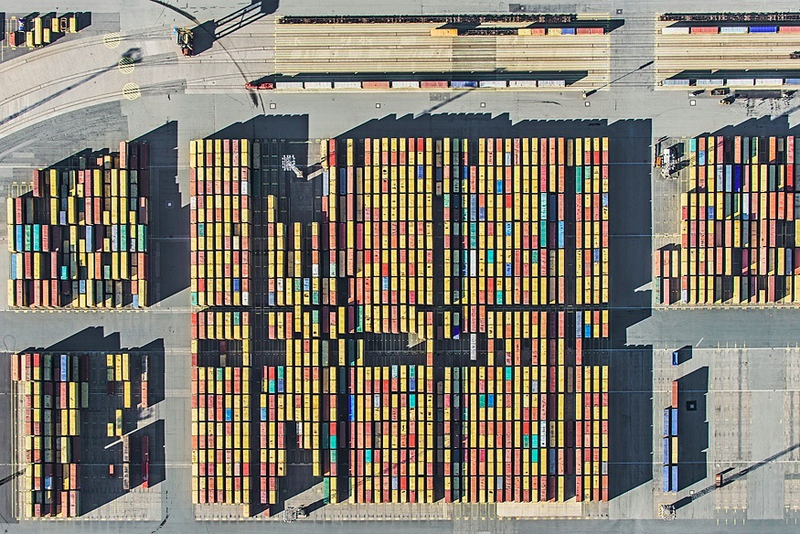 Illustration for article titled The aerial photography of Bernhard Lang